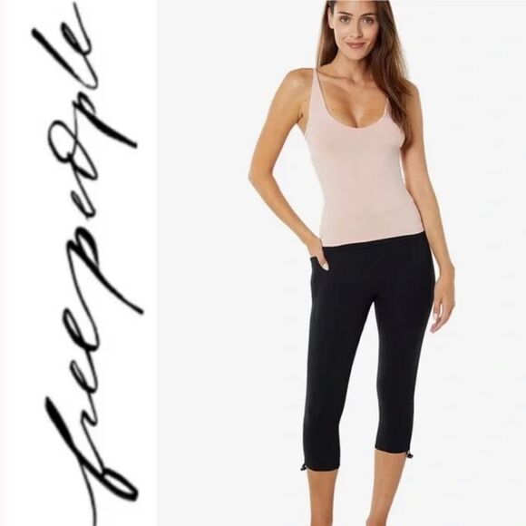 FP MOVEMENT BY FREE PEOPLE CLASS ACT‎ HIGH WAISTED CROPPED LEGGINGS BLACK XS NWT - Picture 1 of 6